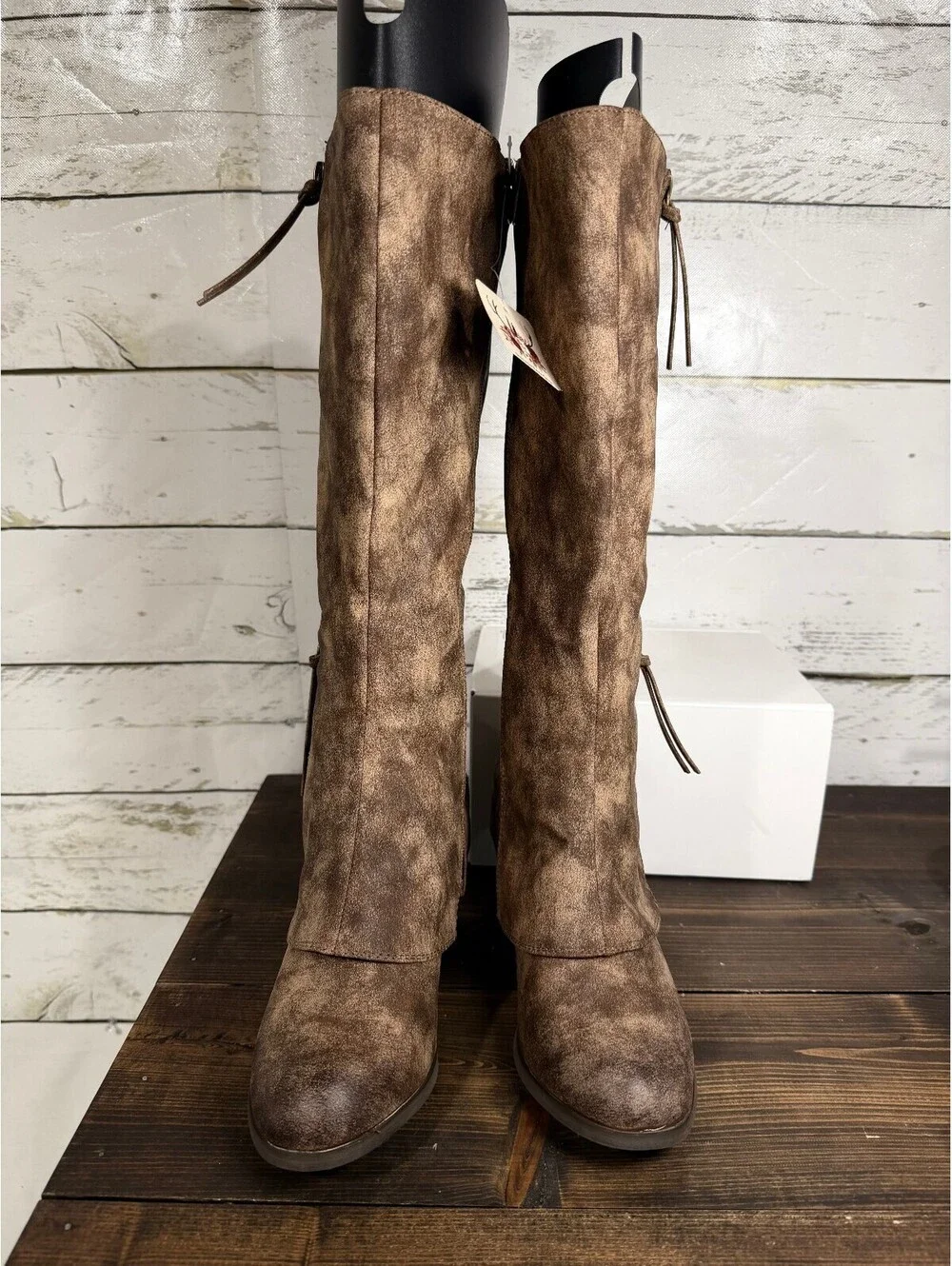 Southern Fried Chics- Southern Sass Tall Brown Boots NWT Size 8 Wide Calf